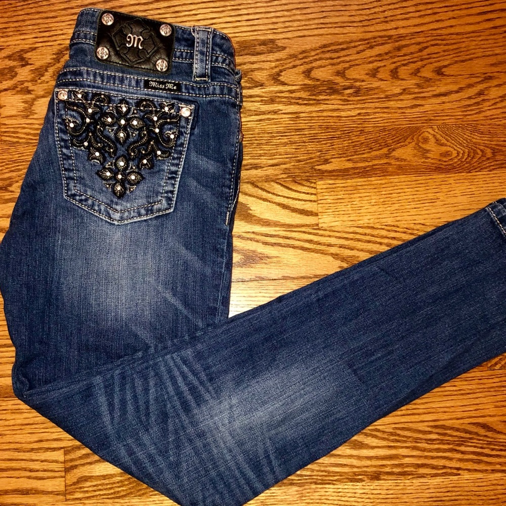 Miss Me Mid Rise Skinny Jeans - Size 29 - Like New